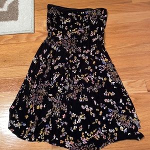 Black coral strapless dress